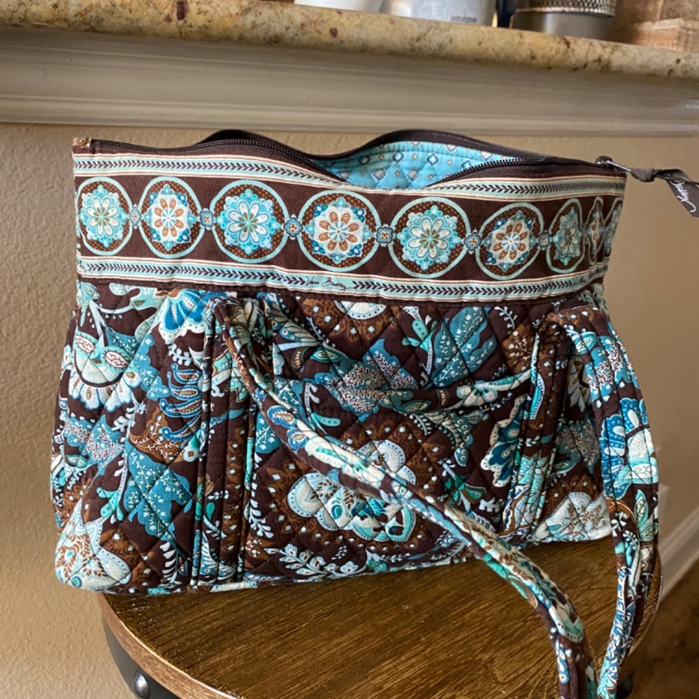 Vera Bradley Bag - Picture 3 of 5